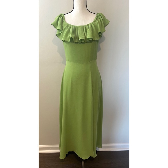 BCBGeneration Off The Shoulder Ruffle Maxi Dress in Butterfly Kiss Green 4 NWT - Picture 2 of 11